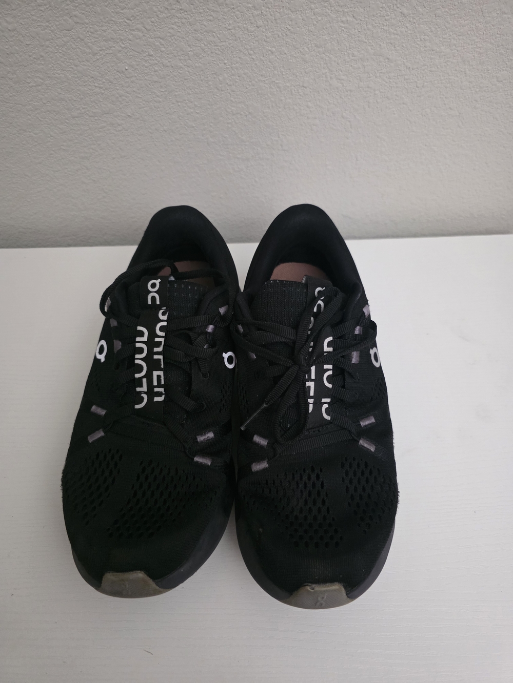 On Running Women’s Black Cloudflow Athletic Sneakers